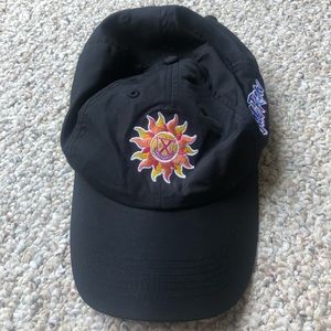 Old row hat